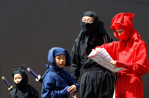 Wannabe ninjas of Japan city 