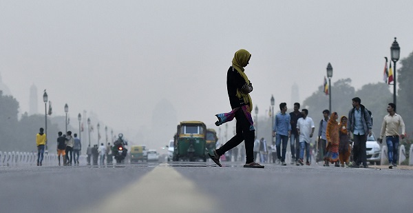Toxic air suffocating New Delhi