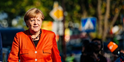 Merkel enters Brexit fray