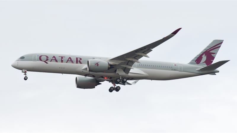  Qatar Airways suffers “large loss”