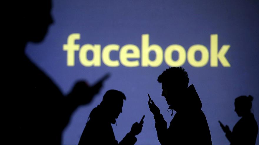 7mn Facebook users’ photos exposed