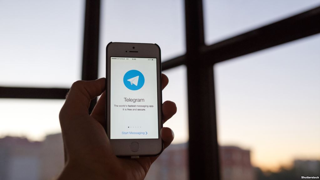 Iran bans encrypted Telegram app