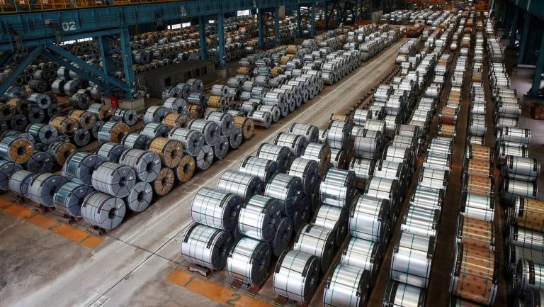 Trump to impose steel tariffs