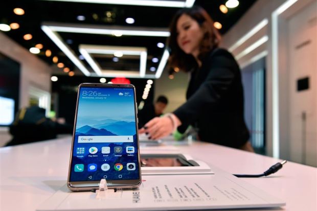 US warns against Huawei