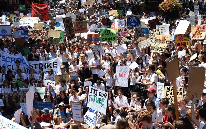 Australian schools protest climate change 