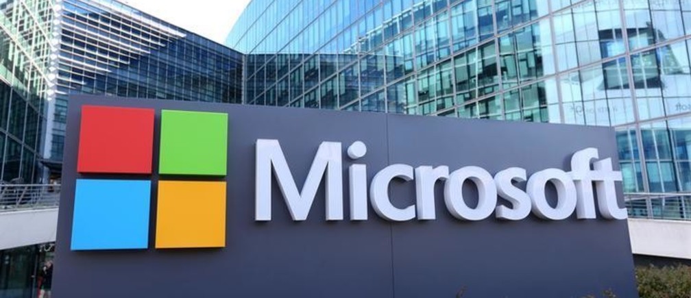Microsoft employees protest work with ICE