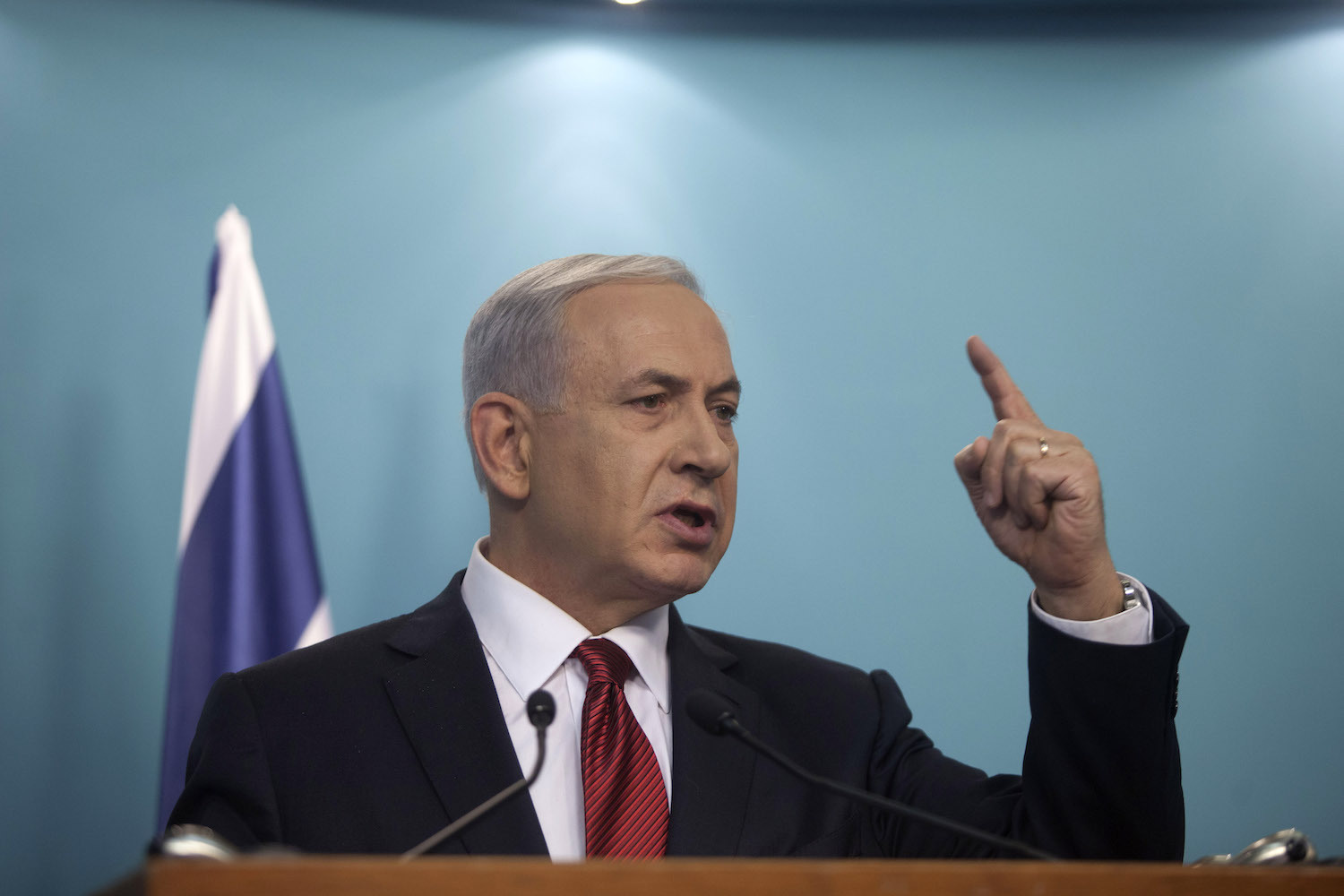 Ex-Mossad Directors criticize Netanyahu