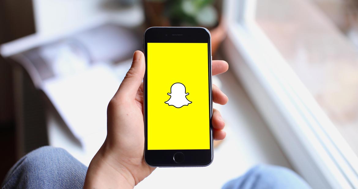 Snapchat shares fall after tweet